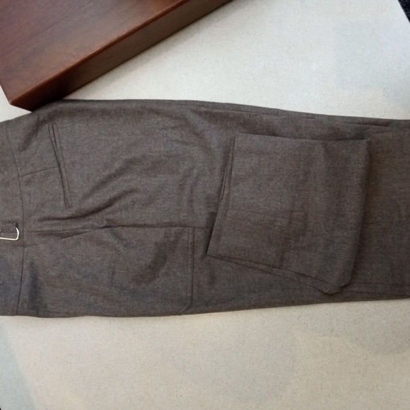 Brand New without Tags!!! Fendi Pants  100% Authentic and Very Classy! - Picture 3 of 5